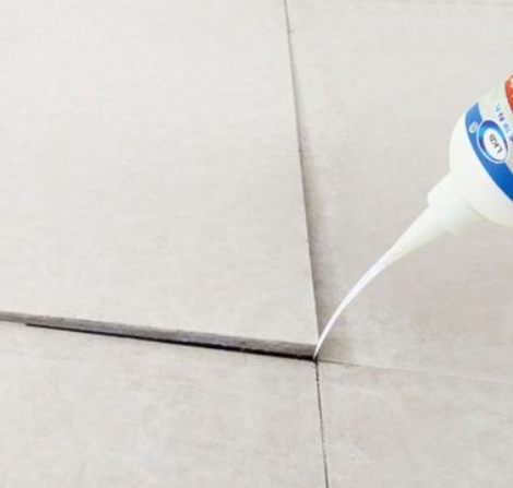 右江瓷砖空鼓维修公司分享卫生间瓷砖脱落的原因可能有以下几点